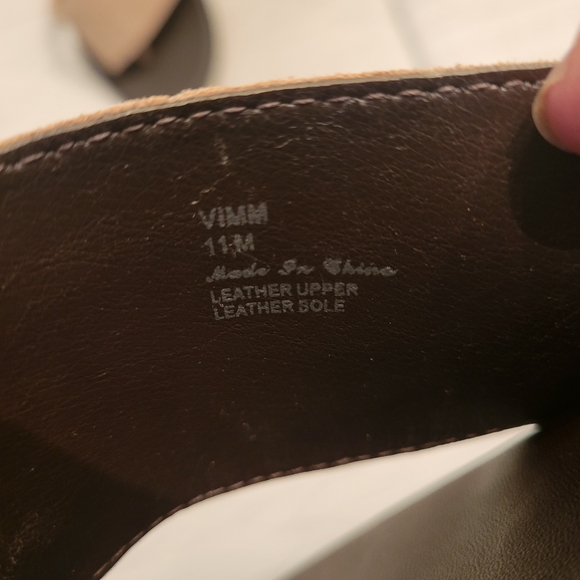 Donald J Pliner Vimm Sandal - Picture 10 of 12